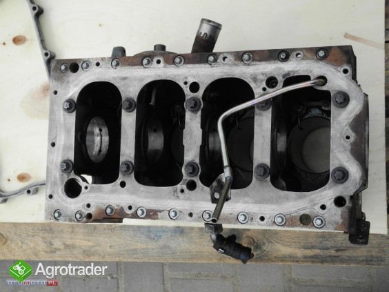 Iveco DAILY 2.3 HPT blok silnika - zdjęcie 4