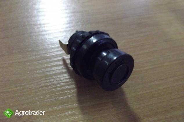 Przycisk rozrusznika URSUS C 360, C 385 - zdjęcie 1